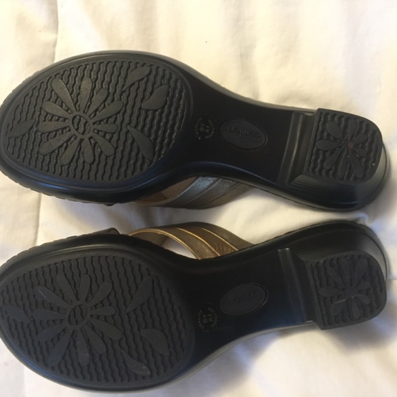 Strictly Comfort Sandals - Picture 4 of 4